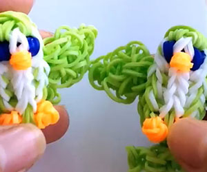 3D Bird Design Loom Charm Tutorial