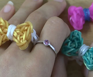 Bow Ring Loom Tutorial