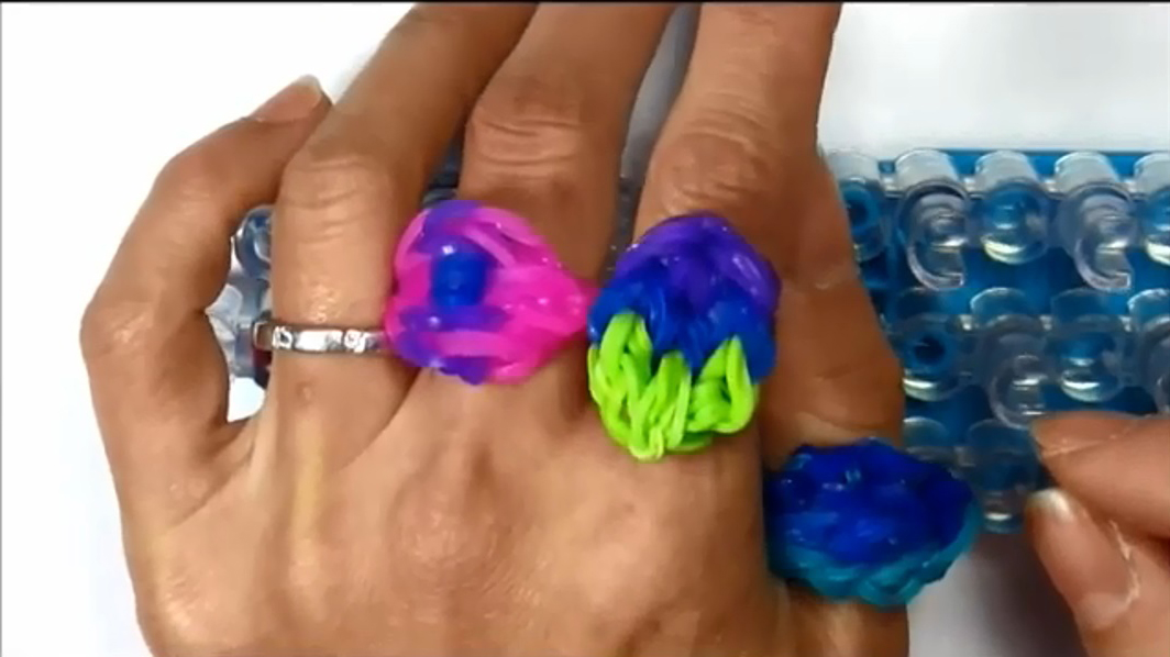 Easy Easter Egg Loom Ring Tutorial